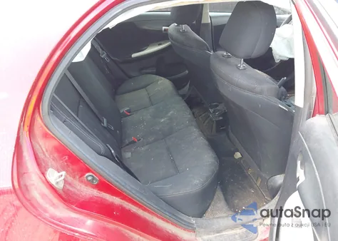 2013 Toyota Corolla S z USA, uszkodzony, nr VIN 2T1BU4EE8DC951292